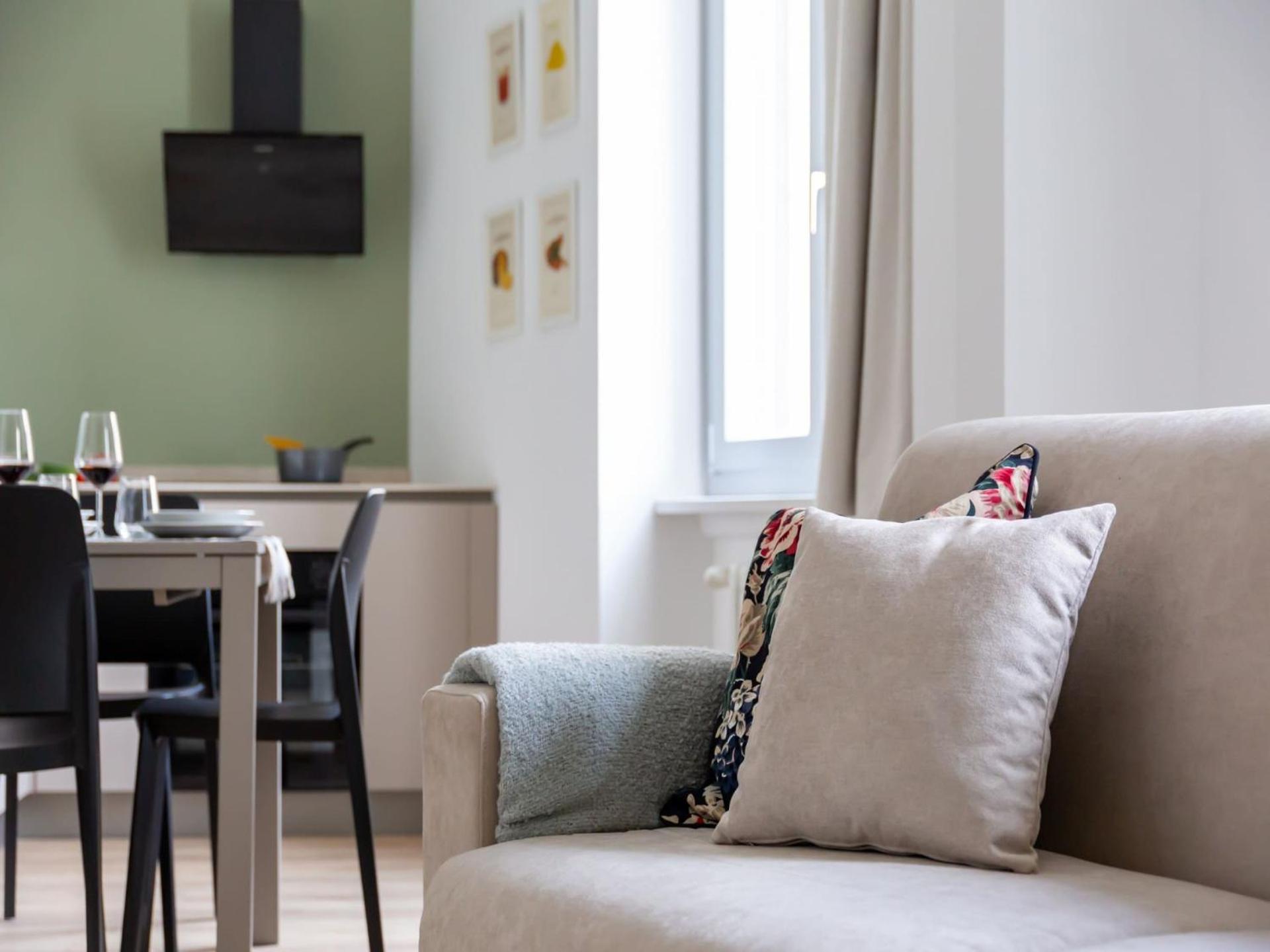 The Best Rent - Spacious And Renovated Two-Bedroom Apartment Downtown Milano Esterno foto
